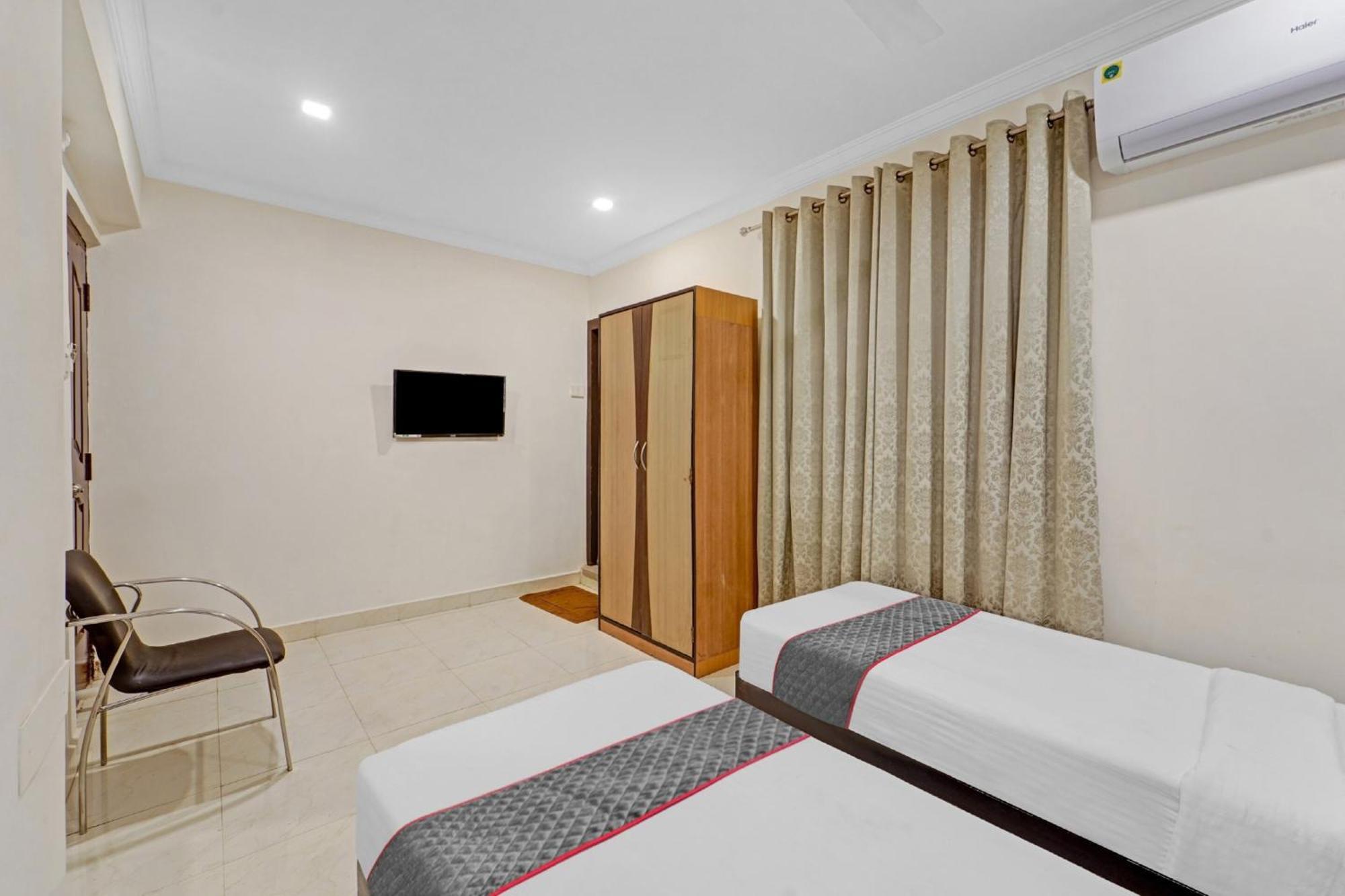 Collection O Mount Road Rich Mount Near Marina Beach Hotel Chennai Exterior photo